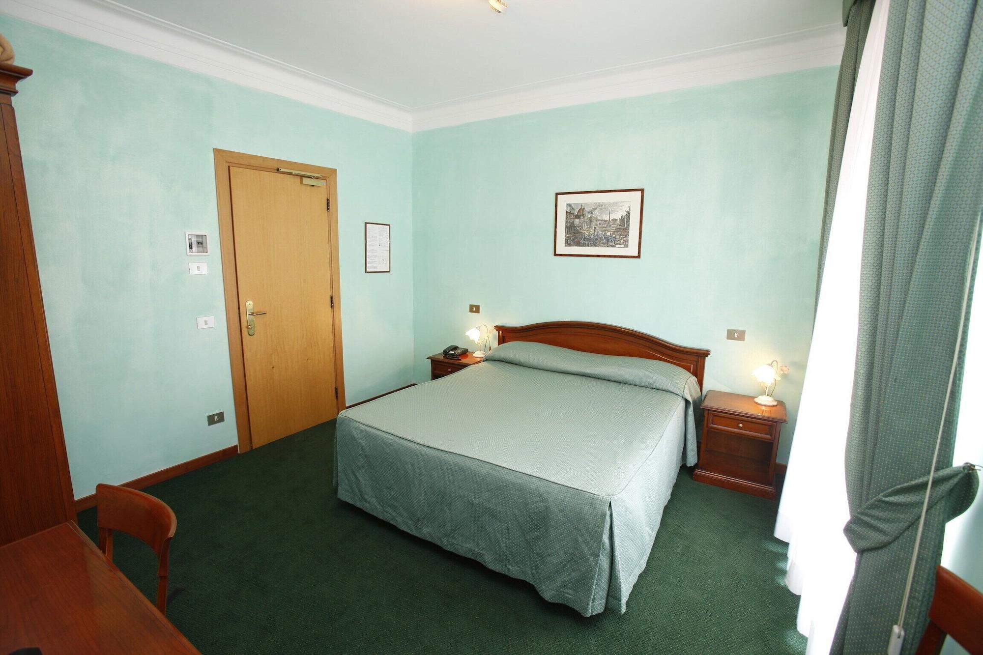 Hotel Adriatic Roma