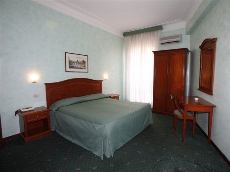 Adriatic Hotel